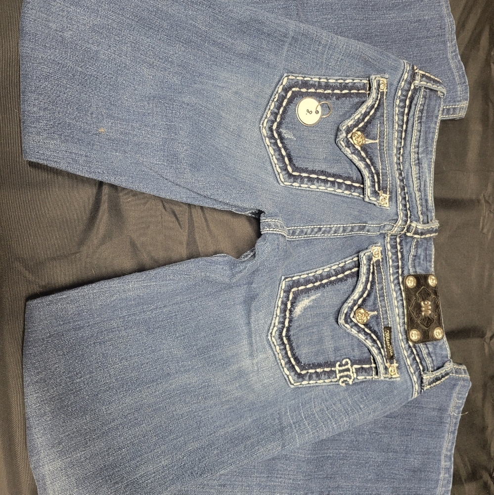 Distressed miss me jeans